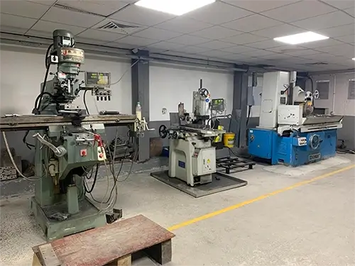Milling & Grinding Machine