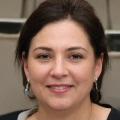 Photo of Chloe Harris